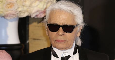 couturier chanel karl|Designer Karl Lagerfeld, Chanel’s global icon, dies in Paris.